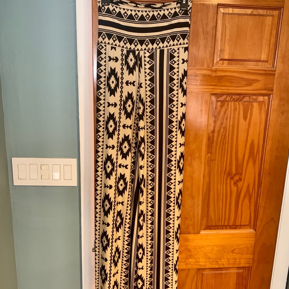 High waisted tribal pattern pants